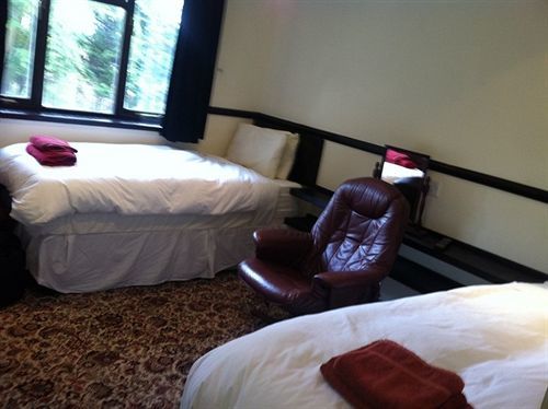 Foxwood Guest House Robin Hood Exterior photo
